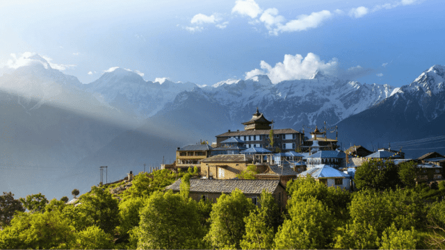 कौन सी 15 बातें बनाती हैं हिमाचल प्रदेश को अजीबो-गरीब राज्य, जानें… कौन सी 15 बातें बनाती हैं हिमाचल प्रदेश को अजीबो-गरीब राज्य, जानें...