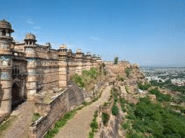 Gwalior शहर से जुड़े हैरान कर देना वाले 11 रोचक तथ्य (11 Interesting about Gwalior in Hindi)