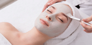 लॉकडाउन- घर पर पाएं पार्लर जैसा Glow, आधा घण्टा करें ये Facial लॉकडाउन- घर पर पाएं पार्लर जैसा Glow, आधा घण्टा करें ये Facial