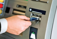 Covid 19: Lockdown में ATM से पैसा नहीं निकाल पा रहें हैं, तो बैंक पहुंचाएगा आपके घर तक कैश Covid 19: Lockdown में ATM से पैसा नहीं निकाल पा रहें हैं, तो बैंक पहुंचाएगा आपके घर तक कैश