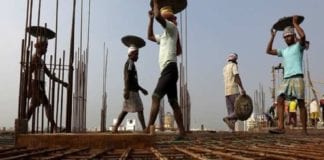 बिहार समेत 5 राज्यों के प्रवासी श्रमिकों को मनरेगा के जरिये काम देगा रेलवे majdoor