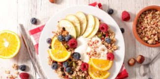 सुबह का नाश्ता को स्किप करने की न करें भूल, इन बीमारियों का हो सकता है खतरा breakfast