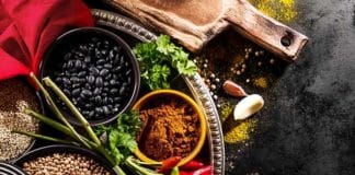 खाद्य पदार्थों को खराब होने से बचाने के लिए प्राकृतिक खाद्य संरक्षक का प्रयोग किया जाता है – 6 Natural kitchen ingredients to preserve food 6 Natural kitchen ingredients to preserve food